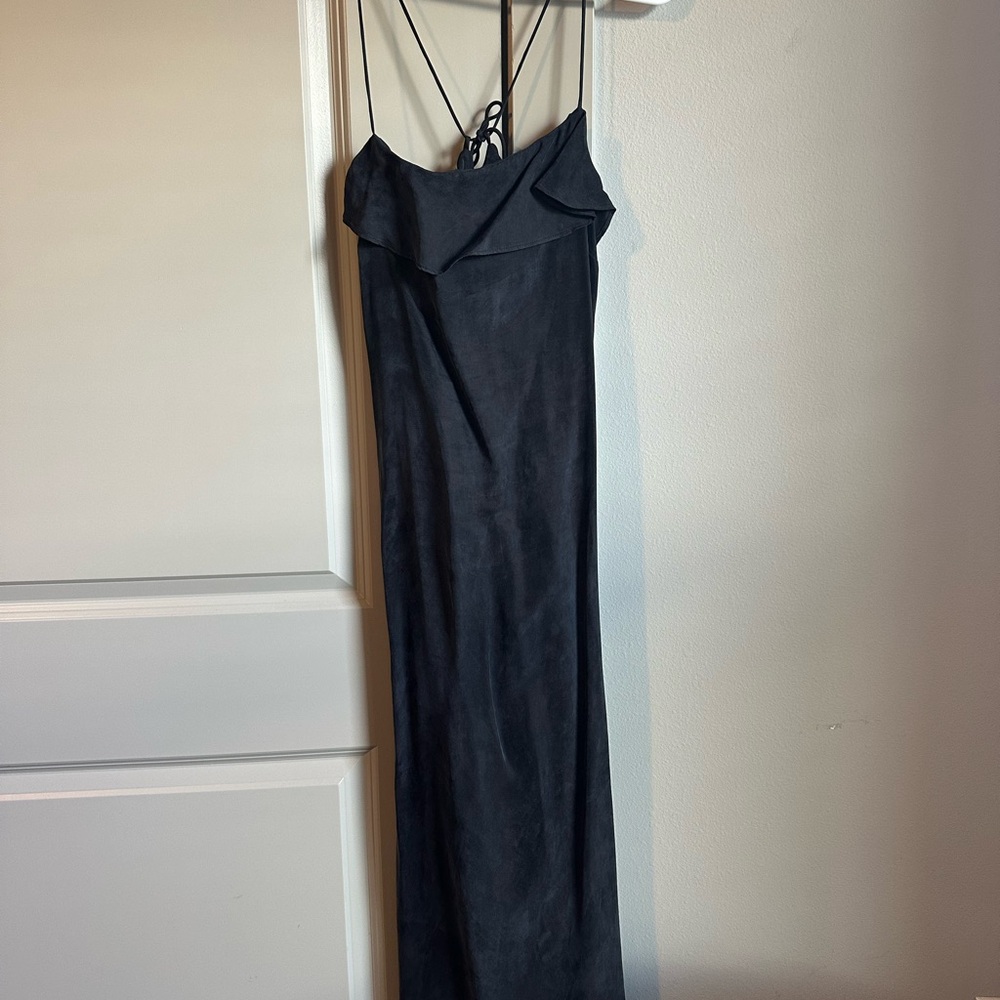 Mod Ref Strapless Black Dress